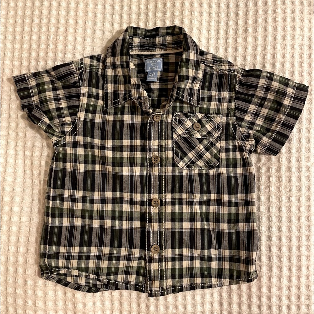 made with love by PLACE Short Sleeved Navy Plaid Oxford Shirt. Size 6-12 months